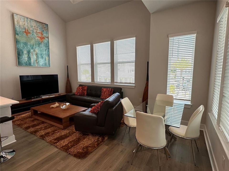For Rent: $3,800 (3 beds, 3 baths, 1771 Square Feet)