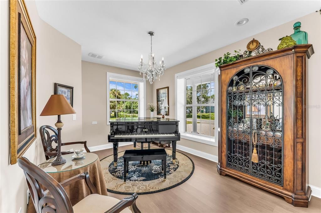 For Sale: $1,324,000 (3 beds, 2 baths, 2888 Square Feet)