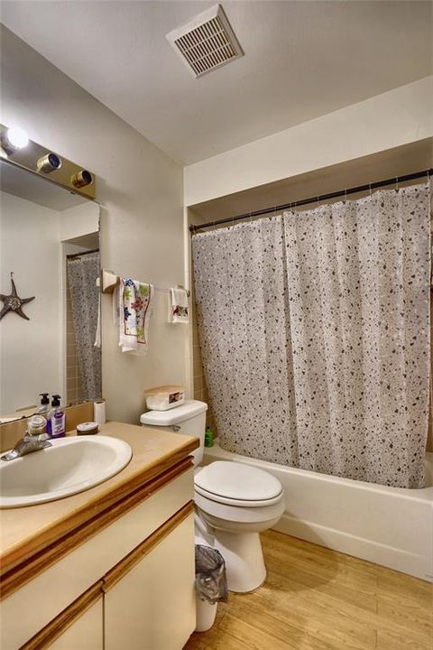 For Sale: $459,000 (4 beds, 2 baths, 2276 Square Feet)