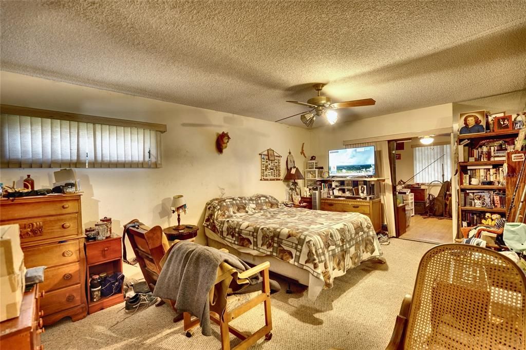 For Sale: $459,000 (4 beds, 2 baths, 2276 Square Feet)