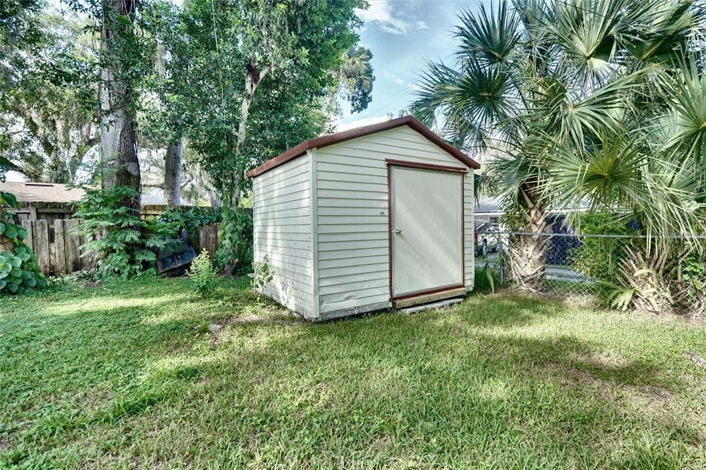 For Sale: $459,000 (4 beds, 2 baths, 2276 Square Feet)