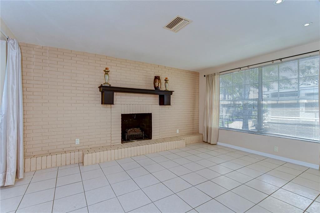 En Venta: $375,000 (2 camas, 2 baños, 1434 Pies cuadrados)