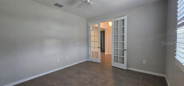 For Rent: $2,500 (3 beds, 2 baths, 2001 Square Feet)