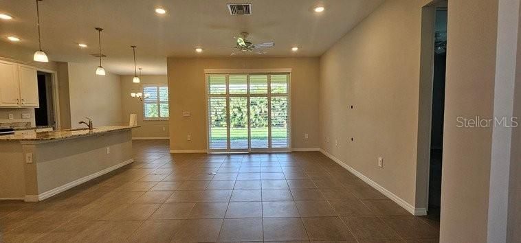 For Rent: $2,500 (3 beds, 2 baths, 2001 Square Feet)