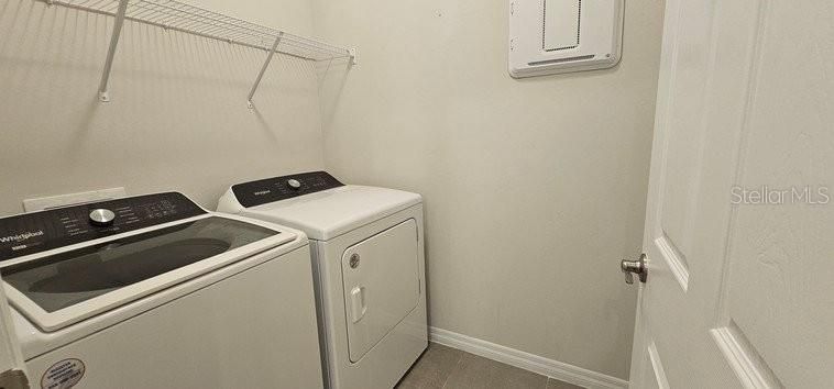 For Rent: $2,500 (3 beds, 2 baths, 2001 Square Feet)