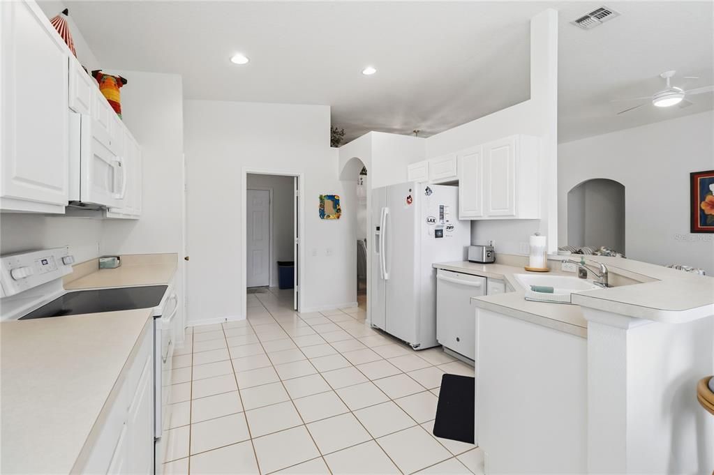 For Sale: $433,400 (3 beds, 2 baths, 2055 Square Feet)