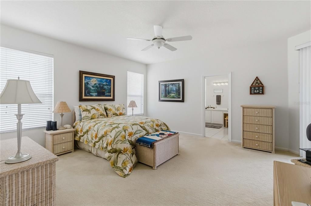 For Sale: $433,400 (3 beds, 2 baths, 2055 Square Feet)