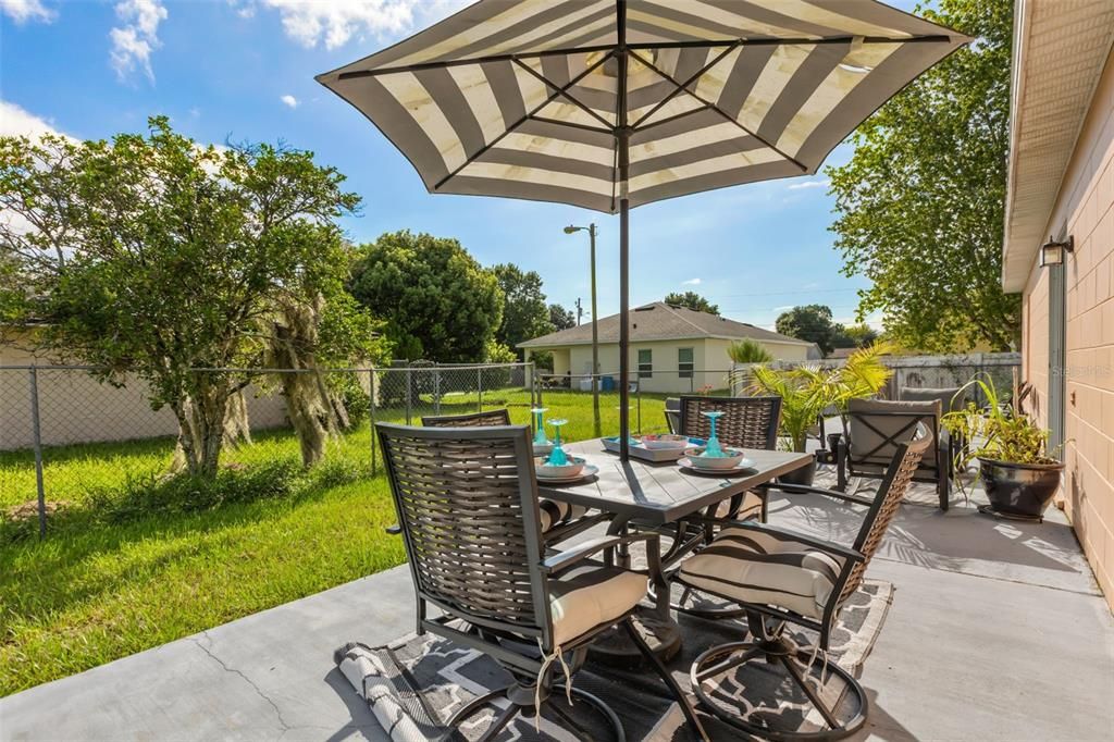 For Sale: $275,000 (3 beds, 2 baths, 1332 Square Feet)