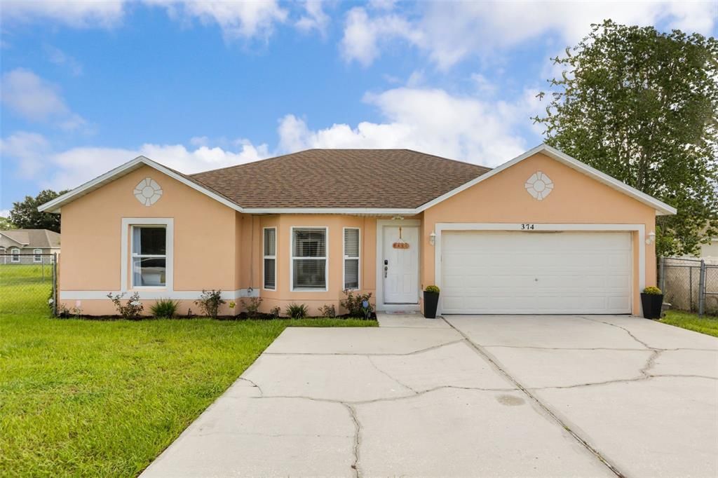 For Sale: $275,000 (3 beds, 2 baths, 1332 Square Feet)