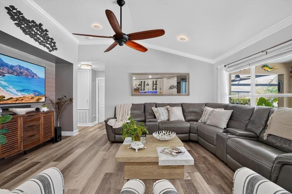 For Sale: $598,900 (3 beds, 2 baths, 1897 Square Feet)