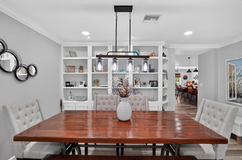 For Sale: $598,900 (3 beds, 2 baths, 1897 Square Feet)