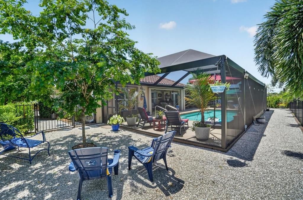 For Sale: $598,900 (3 beds, 2 baths, 1897 Square Feet)