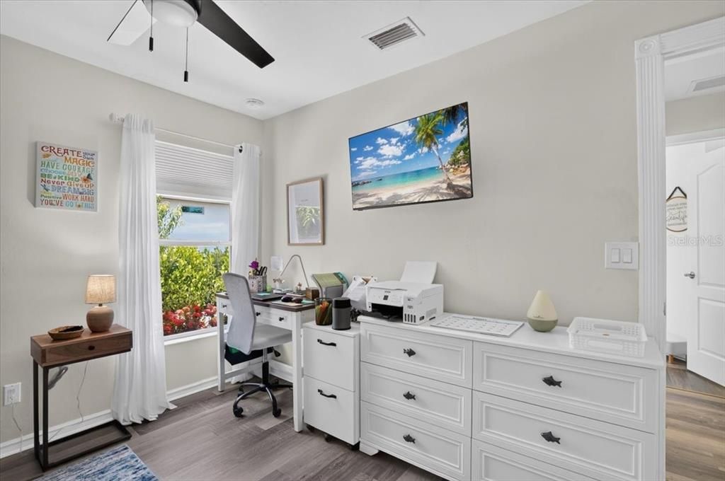 For Sale: $598,900 (3 beds, 2 baths, 1897 Square Feet)