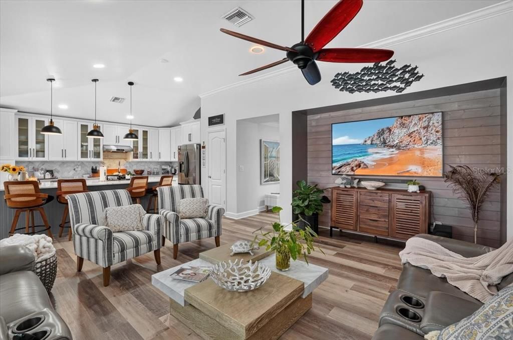 For Sale: $598,900 (3 beds, 2 baths, 1897 Square Feet)
