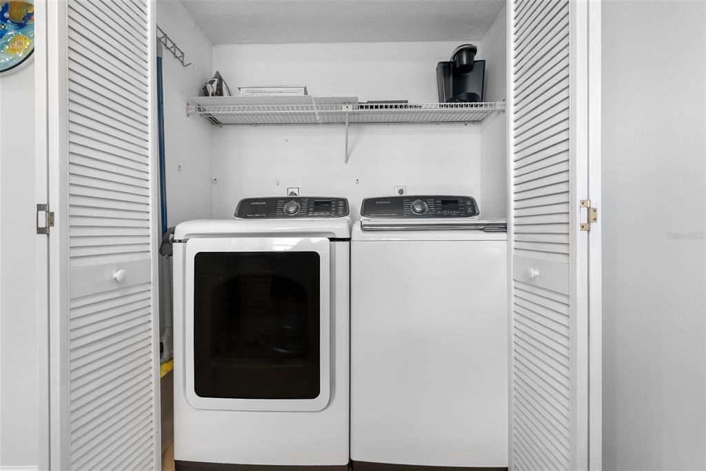 En Venta: $890,000 (2 camas, 2 baños, 1405 Pies cuadrados)