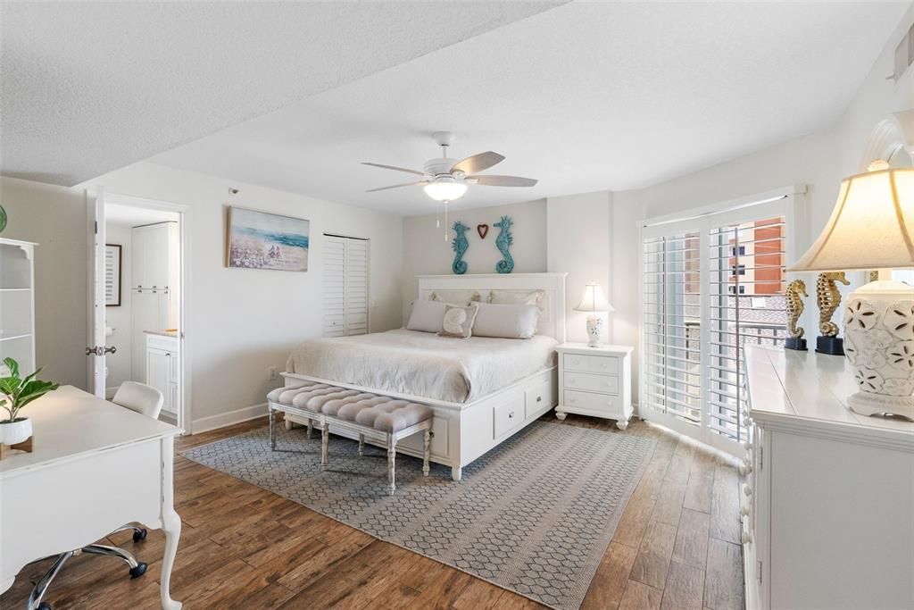 En Venta: $890,000 (2 camas, 2 baños, 1405 Pies cuadrados)