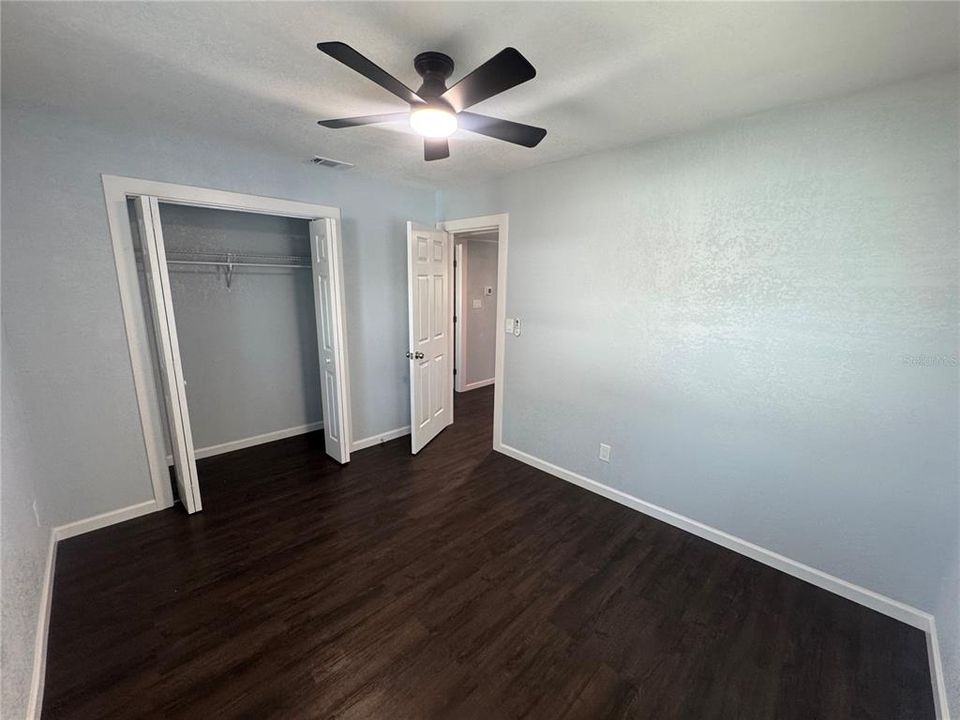 For Rent: $2,500 (2 beds, 1 baths, 943 Square Feet)