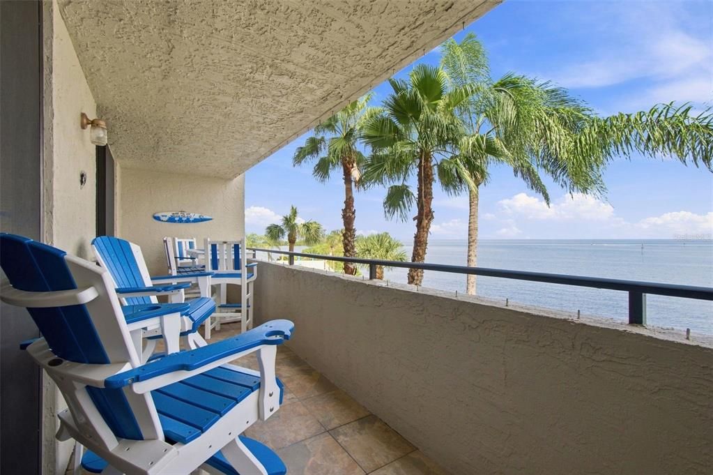 For Sale: $397,000 (2 beds, 2 baths, 1236 Square Feet)
