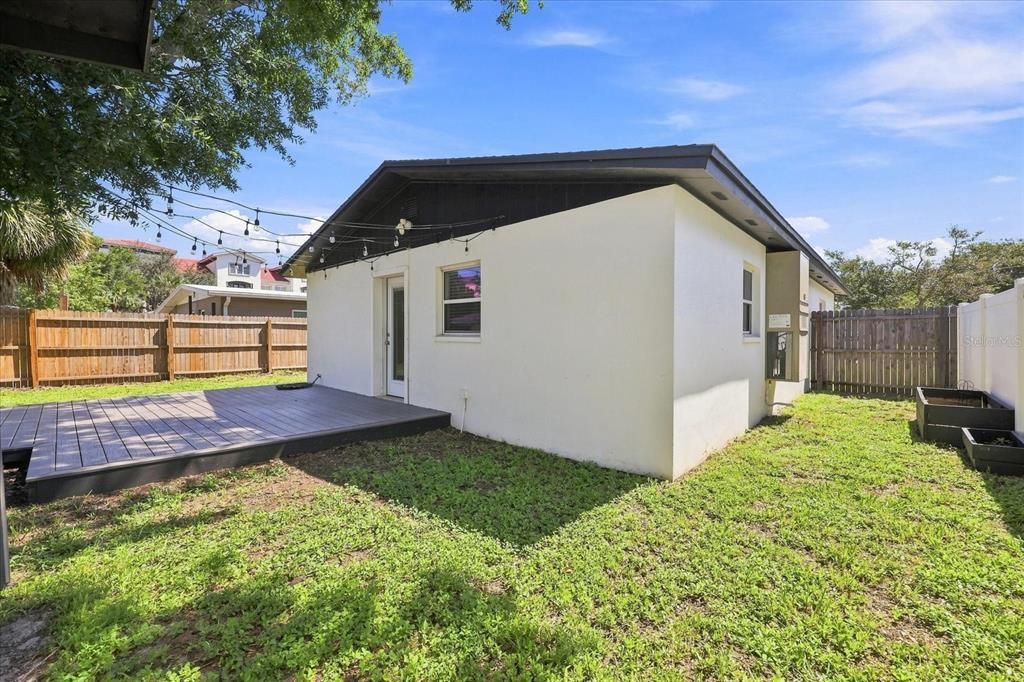 For Sale: $369,900 (3 beds, 2 baths, 1140 Square Feet)