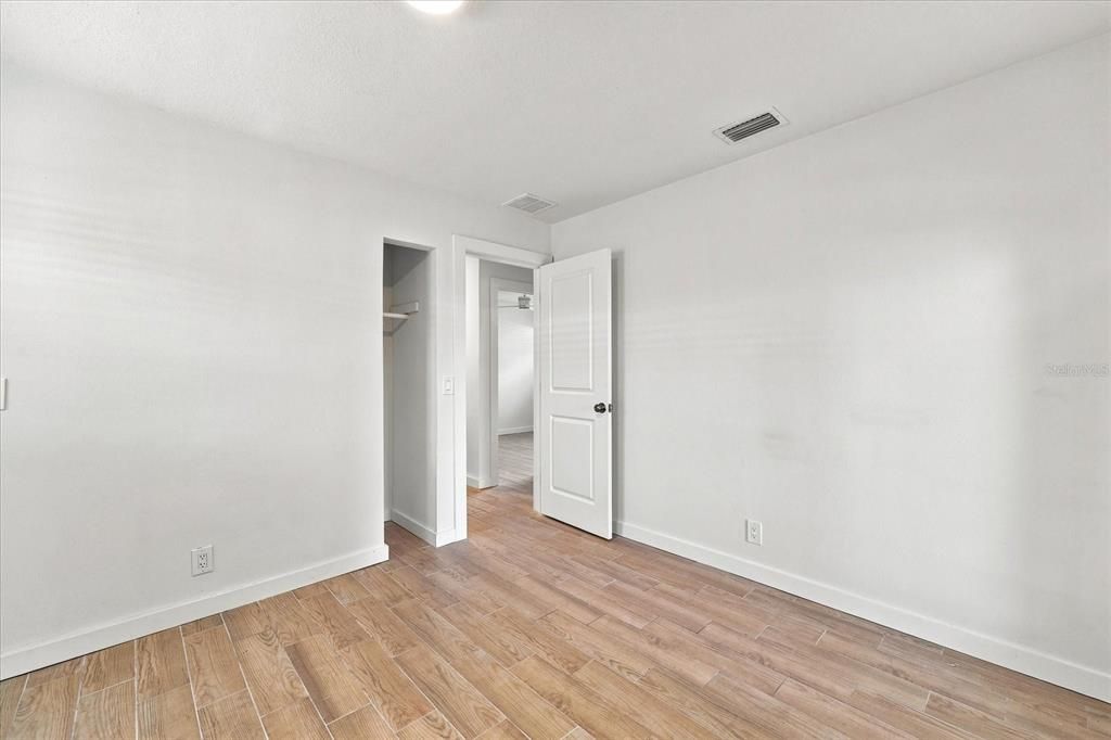 For Sale: $369,900 (3 beds, 2 baths, 1140 Square Feet)