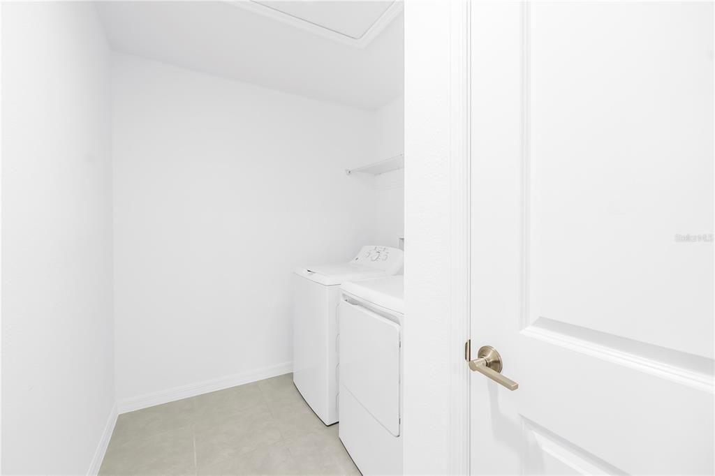 В аренду: $2,800 (4 спален, 2 ванн, 2458 Квадратных фут)