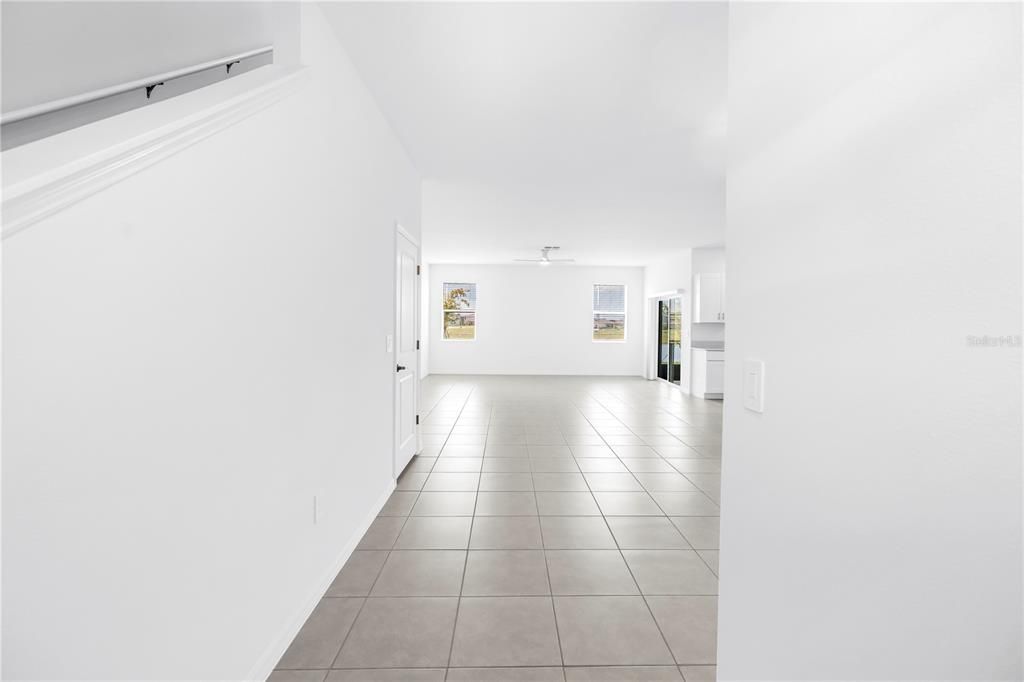 В аренду: $2,800 (4 спален, 2 ванн, 2458 Квадратных фут)