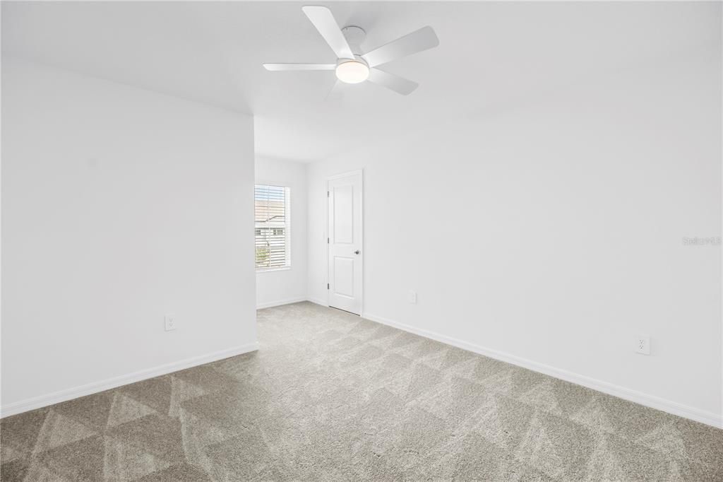 В аренду: $2,800 (4 спален, 2 ванн, 2458 Квадратных фут)