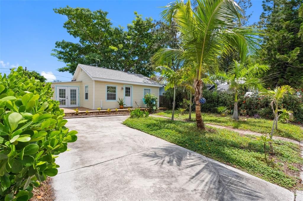 En Venta: $349,900 (3 camas, 2 baños, 888 Pies cuadrados)