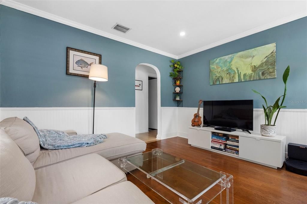En Venta: $349,900 (3 camas, 2 baños, 888 Pies cuadrados)