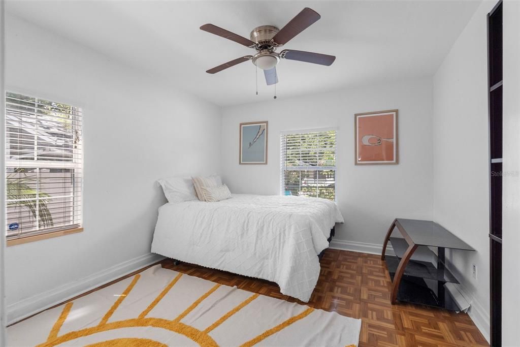 En Venta: $349,900 (3 camas, 2 baños, 888 Pies cuadrados)