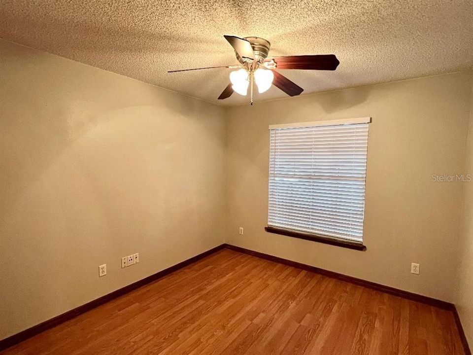 For Rent: $2,195 (3 beds, 2 baths, 1466 Square Feet)