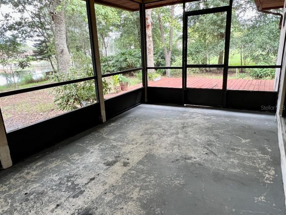 For Rent: $2,195 (3 beds, 2 baths, 1466 Square Feet)