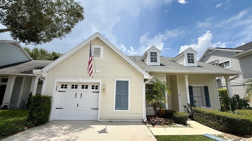 For Sale: $414,800 (3 beds, 2 baths, 1293 Square Feet)