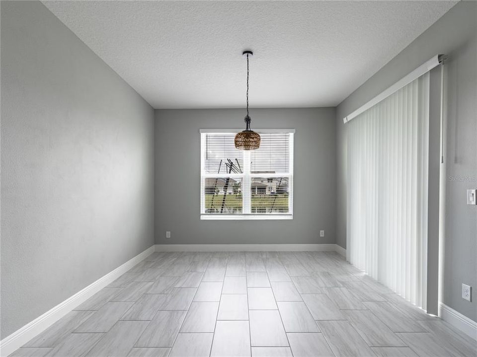 For Sale: $629,000 (5 beds, 3 baths, 3846 Square Feet)