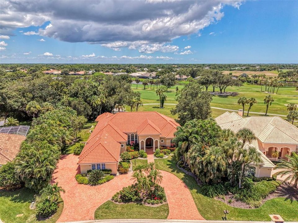 For Sale: $1,495,000 (4 beds, 4 baths, 3670 Square Feet)
