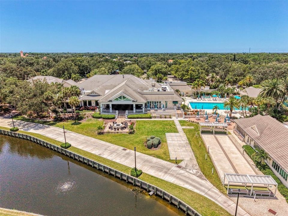 For Sale: $1,495,000 (4 beds, 4 baths, 3670 Square Feet)