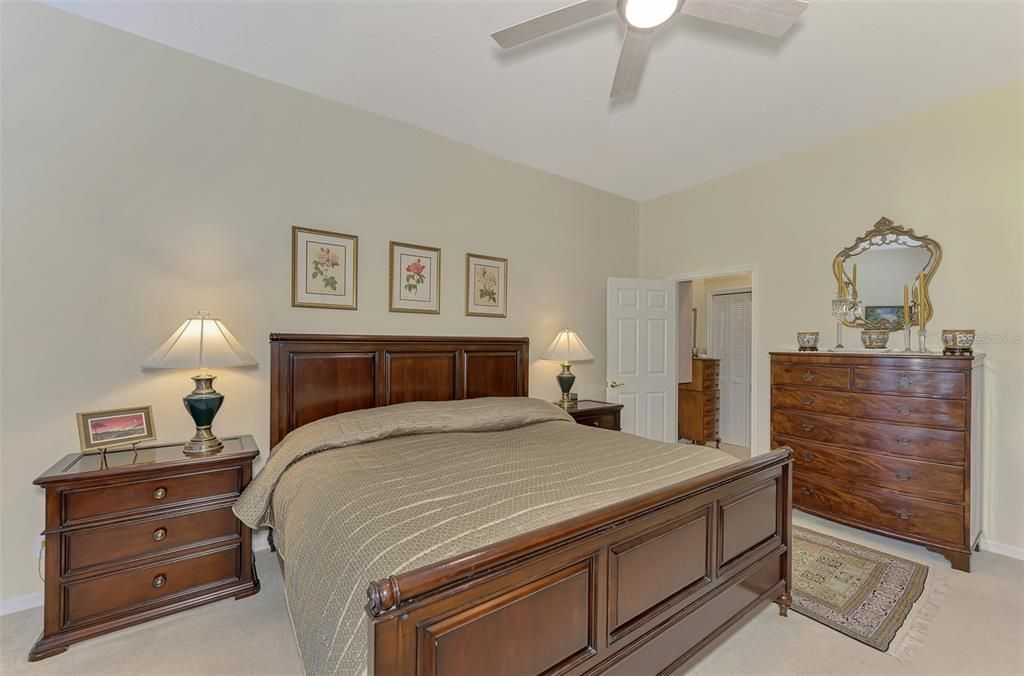 For Sale: $1,495,000 (4 beds, 4 baths, 3670 Square Feet)