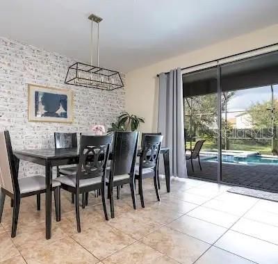 For Sale: $595,000 (7 beds, 5 baths, 3524 Square Feet)