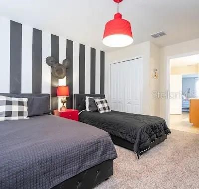 For Sale: $595,000 (7 beds, 5 baths, 3524 Square Feet)