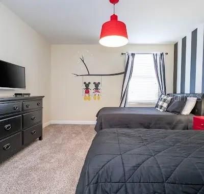 For Sale: $595,000 (7 beds, 5 baths, 3524 Square Feet)