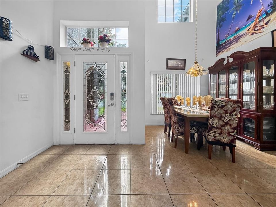 For Sale: $380,000 (4 beds, 2 baths, 2571 Square Feet)