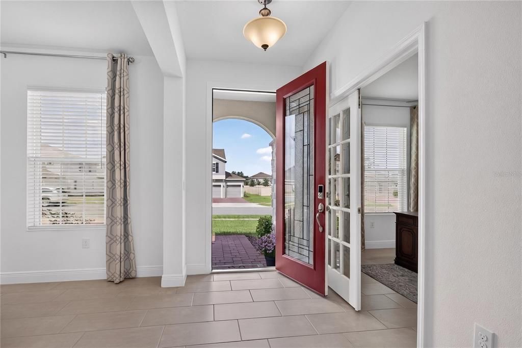 For Sale: $659,000 (5 beds, 4 baths, 3321 Square Feet)