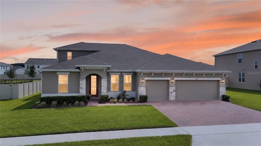 For Sale: $659,000 (5 beds, 4 baths, 3321 Square Feet)