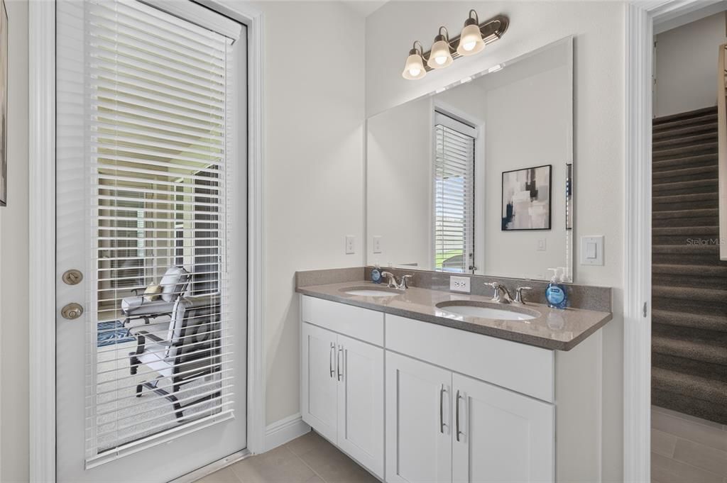 For Sale: $659,000 (5 beds, 4 baths, 3321 Square Feet)