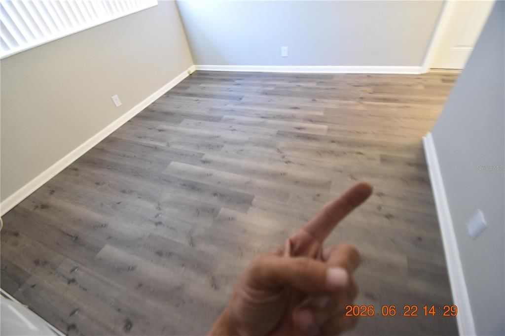 For Rent: $1,395 (1 beds, 1 baths, 550 Square Feet)