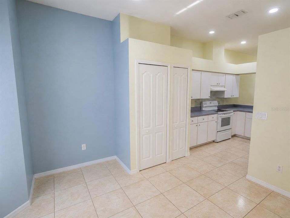 En Venta: $229,999 (2 camas, 2 baños, 1053 Pies cuadrados)