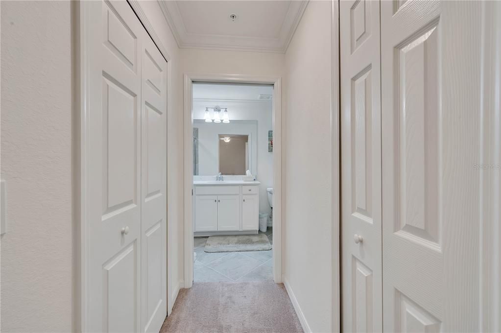 For Rent: $1,900 (2 beds, 2 baths, 1107 Square Feet)