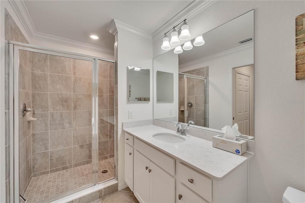 For Rent: $1,900 (2 beds, 2 baths, 1107 Square Feet)
