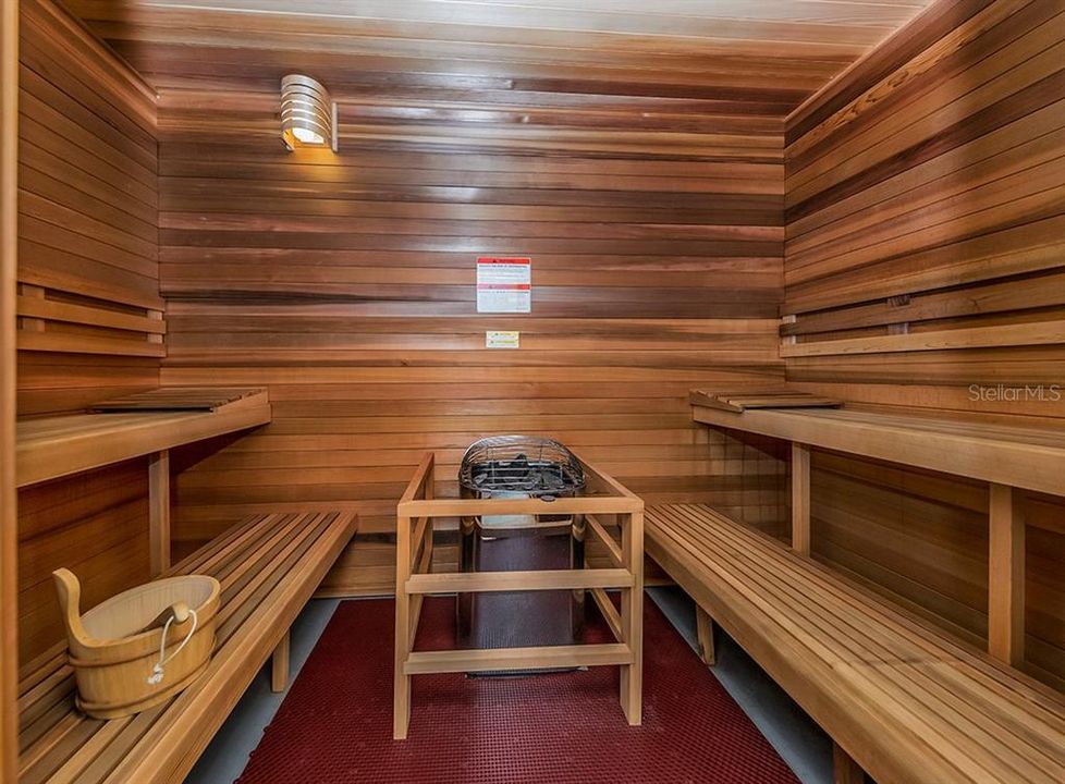 For Rent: $1,900 (2 beds, 2 baths, 1107 Square Feet)