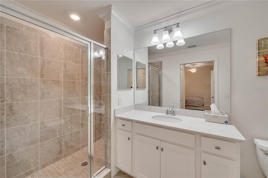 For Rent: $1,900 (2 beds, 2 baths, 1107 Square Feet)